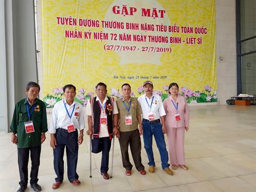 Tỉnh Kon Tum tham dự gặp mặt tuyên dương thương binh nặng tiêu biểu toàn quốc năm 2019 tại Hà Nội.